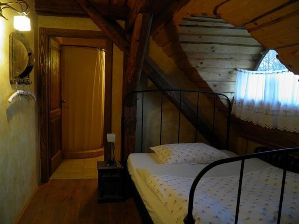 Dvůr Olšiny -Hotel&Horse-riding Karviná Kamer foto